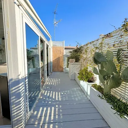 Rooftop-marinacentro-unique-beach-fun-smart-loveapt-train-park * 里米尼