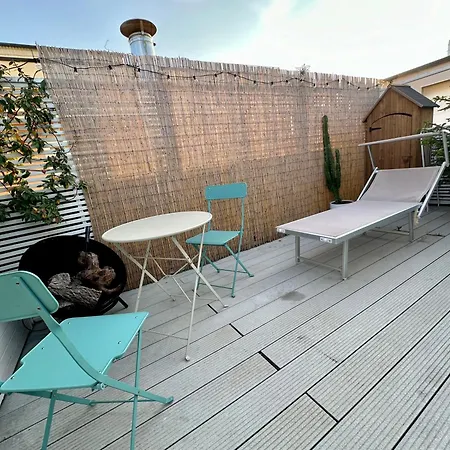 Rooftop-marinacentro-unique-beach-fun-smart-loveapt-train-park