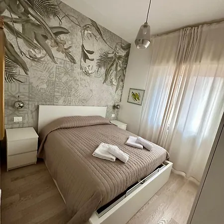 Rooftop-marinacentro-unique-beach-fun-smart-loveapt-train-park *