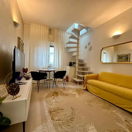 Rooftop-marinacentro-unique-beach-fun-smart-loveapt-train-park *