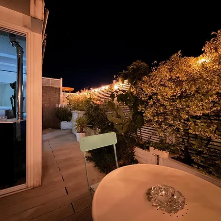 Rooftop-marinacentro-unique-beach-fun-smart-loveapt-train-park Apartment *
