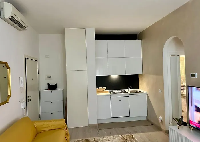 Rooftop-marinacentro-unique-beach-fun-smart-loveapt-train-park *